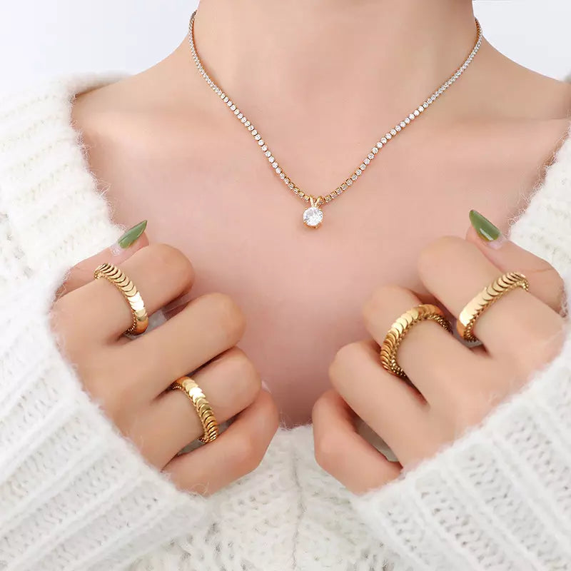 Taylor Necklace