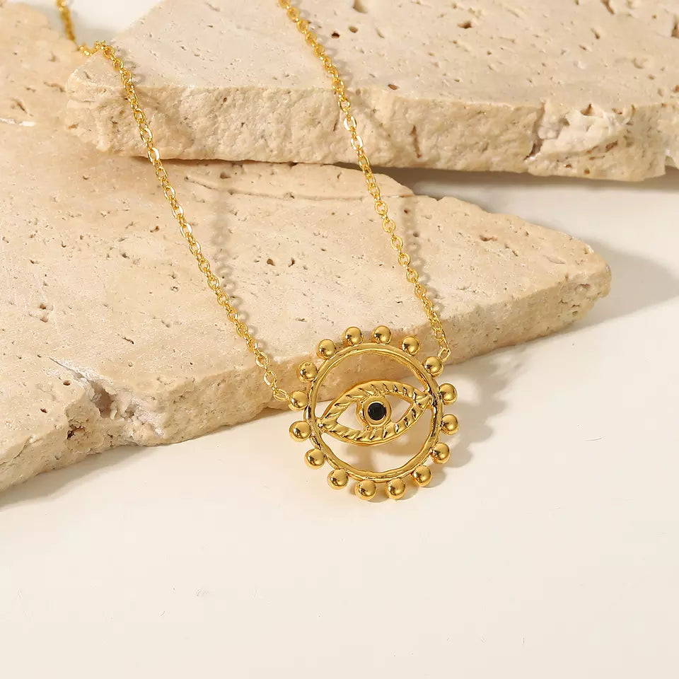Vintage Eye Pendant