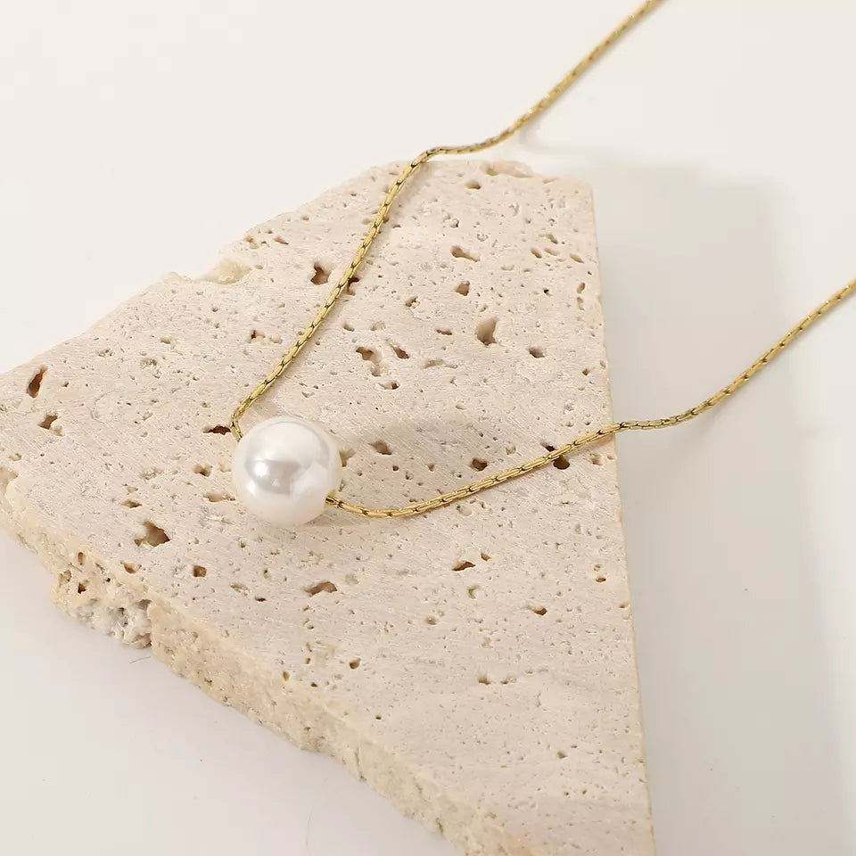 Coin Pearl Pendant