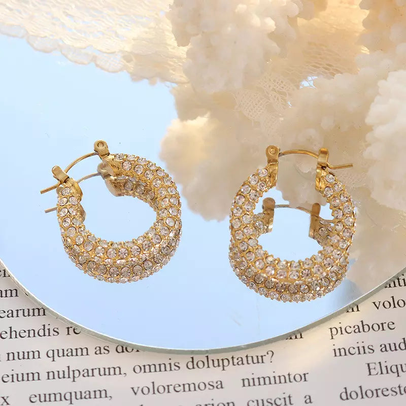 Gold Plated Pearl Drop Earrings in Silver ER 324