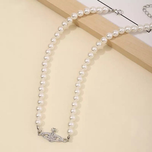 Silver Lost Lady Pearl Necklace